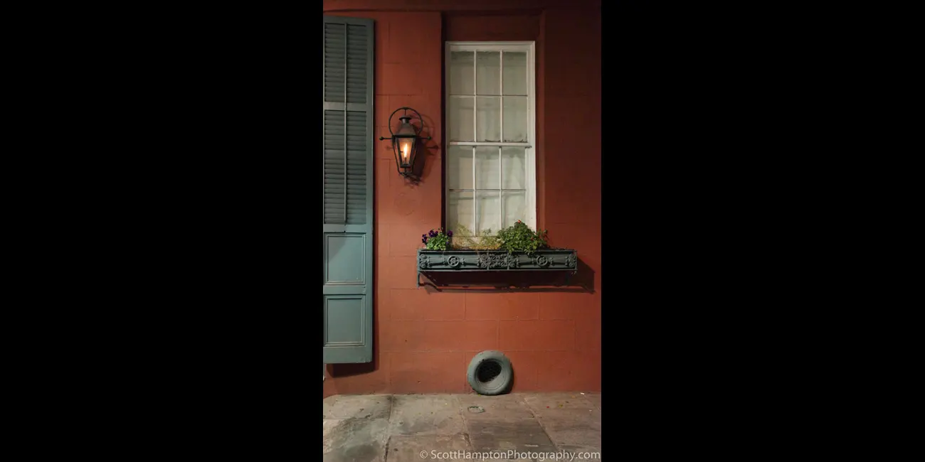 Gas Lamp on the Quarter